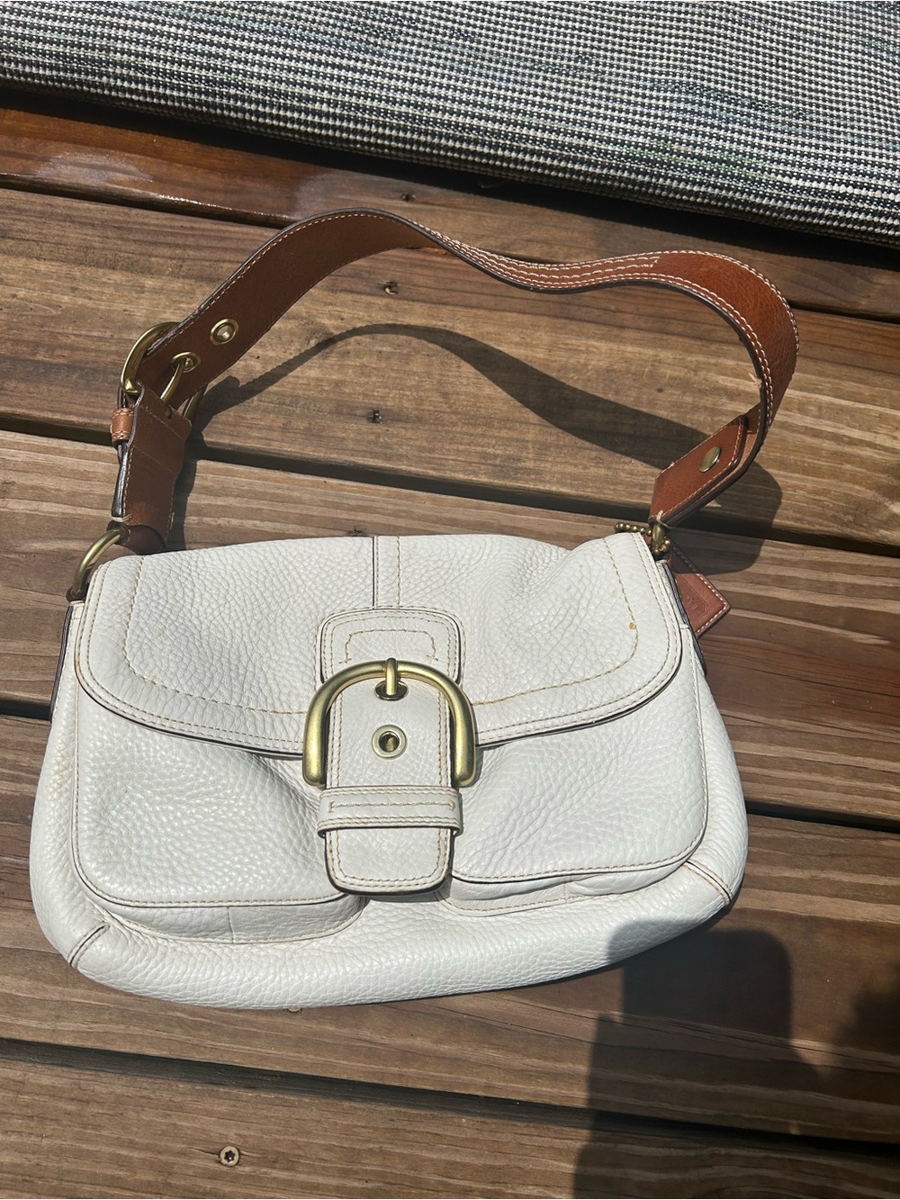 Y2K Coach white SoHo buckle  Pebbled Leather Shoulder Bag leather Strap